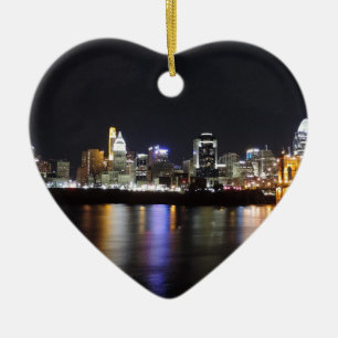 Cincinnati-Skyline nachts Keramik Ornament