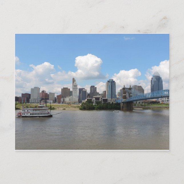 Cincinnati, Skyline von Ohio mit dem Fluss Ohio Postkarte (Vorderseite)