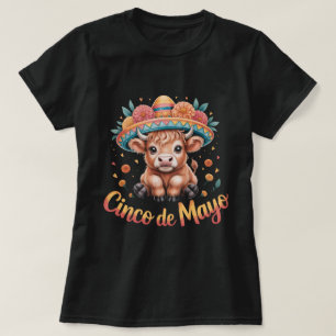 Cinco de Mayo Highland Kuh Cute Floral Sombrero Mi T-Shirt