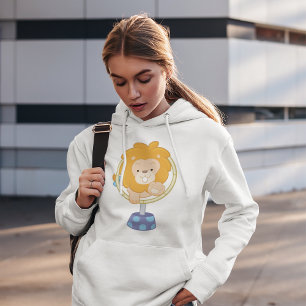 Circus Lion springt durch einen Hoop Hoodie