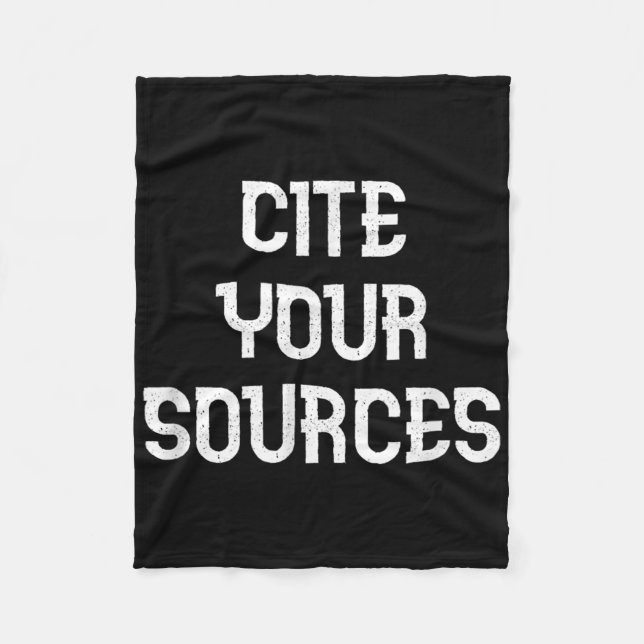 Cite Your Sources Funny Debate Fleecedecke (Vorderseite)