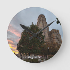City Hall and Sunset Runde Wanduhr