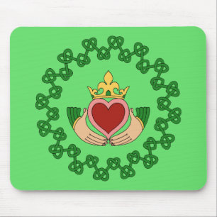Claddagh und grüne Knüpfarbeit Mousepad