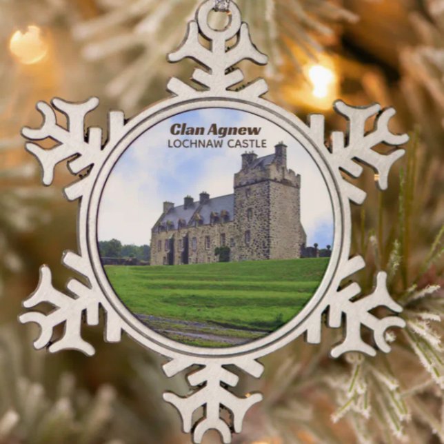 Clan Agnew's Lochnaw Castle Christmas Ornament (Von Creator hochgeladen)