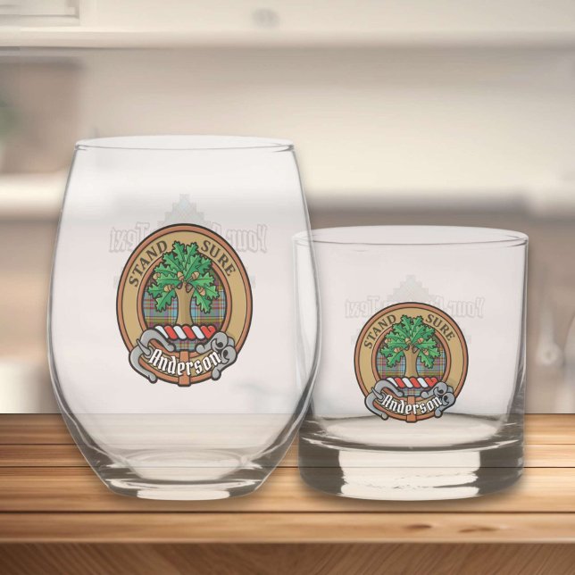 Clan Anderson Wappen über Tartan Whiskyglas (Von Creator hochgeladen)