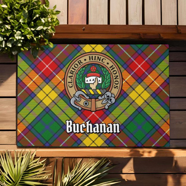 Clan Buchanan Wappen über Tartan Fußmatte (Von Creator hochgeladen)