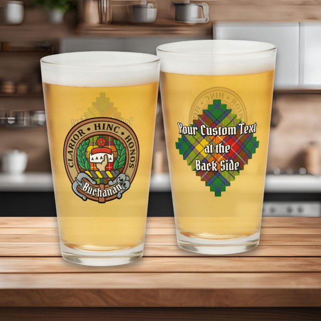 Clan Buchanan Wappen über Tartan Glas (Von Creator hochgeladen)