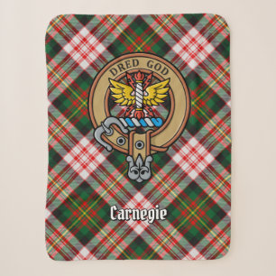 Clan Carnegie Wappen über Dress Tartan Sherpadecke