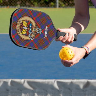 Clan Carnegie-Wappen über Tartan Pickleball Schläger