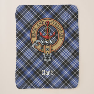 Clan Clark Wappen über Tartan Sherpadecke
