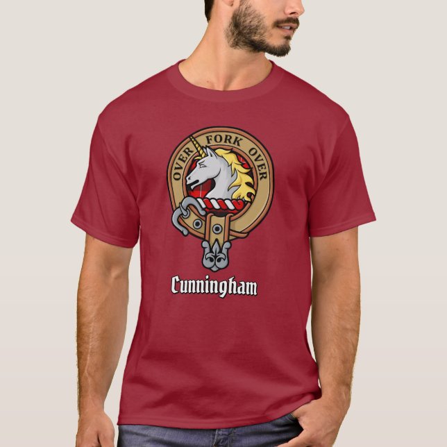 Clan Cunningham Wappen über Tartan T-Shirt (Vorderseite)