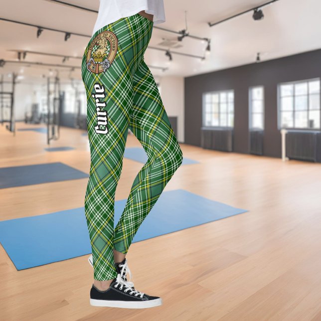 Clan Currie Lion Wappen über Tartan Leggings (Von Creator hochgeladen)