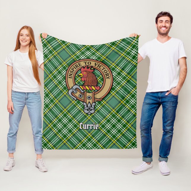 Clan Currie Rooster Wappen über Tartan Fleecedecke (Beispiel)