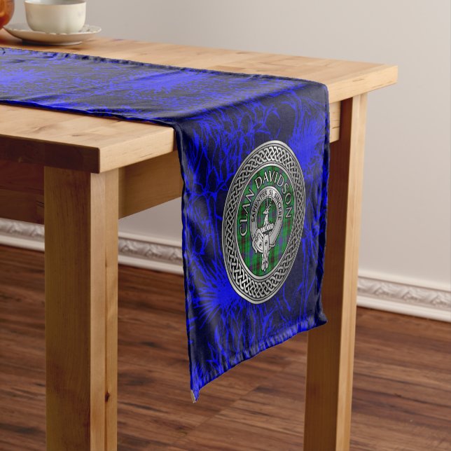 Clan Davidson Wappen & Tartan Knot Kurzer Tischläufer (Beispiel)