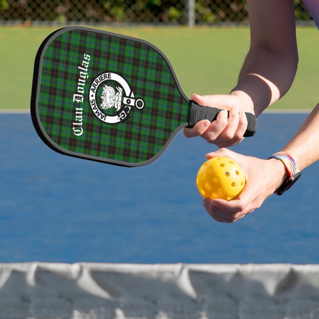 Clan Douglas Wappen Abzeichen & Tartan Pickleball Schläger (InSitu)