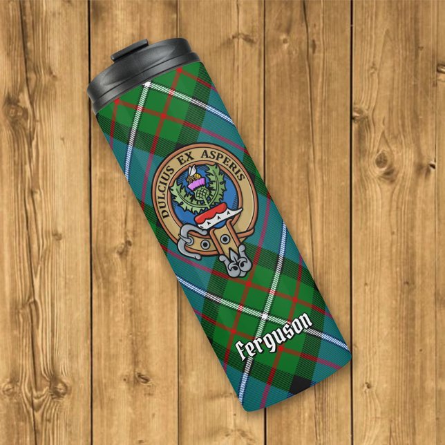 Clan Ferguson Wappen über Tartan Thermosbecher (Von Creator hochgeladen)