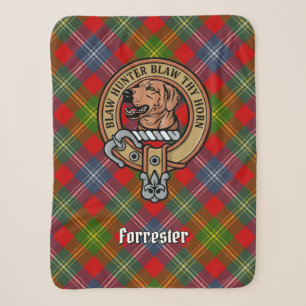 Clan Forrester Wappen über Tartan Sherpadecke