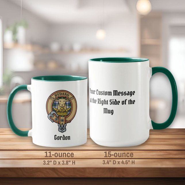 Clan Gordon Crest sur la robe Tartan Mug (Créateur téléchargé)