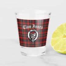 Clan Innes Wappen Abzeichen und Tartan