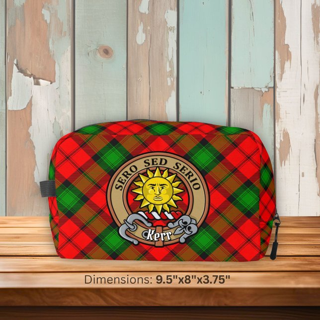 Clan Kerr Wappen über Tartan Waschbeutel (Von Creator hochgeladen)
