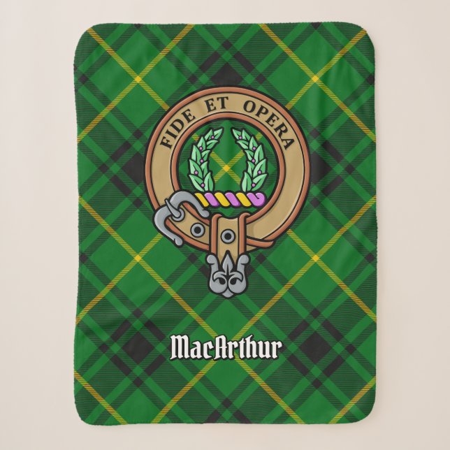 Clan MacArthur Wappen über Tartan Sherpadecke (Vorderseite)