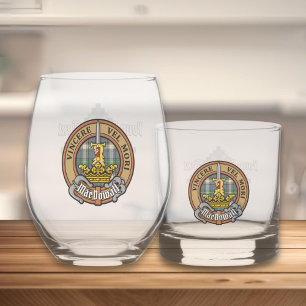 Clan MacDowall Wappen über Tartan Whiskyglas