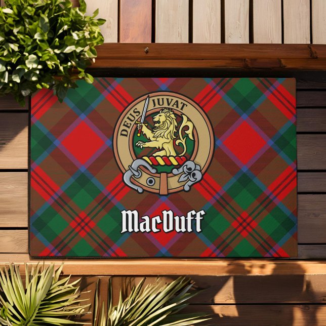 Clan MacDuff Wappen über Tartan Fußmatte (Von Creator hochgeladen)