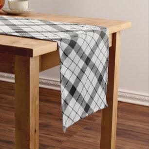 Clan MacFarlane Black and White Tartan Großer Tischläufer