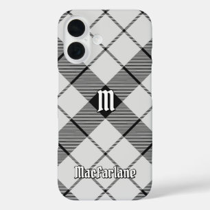 Clan MacFarlane Black and White Tartan iPhone 16 Hülle
