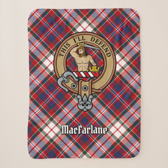 Clan MacFarlane Wappen über Dress Tartan Sherpadecke (Vorderseite)