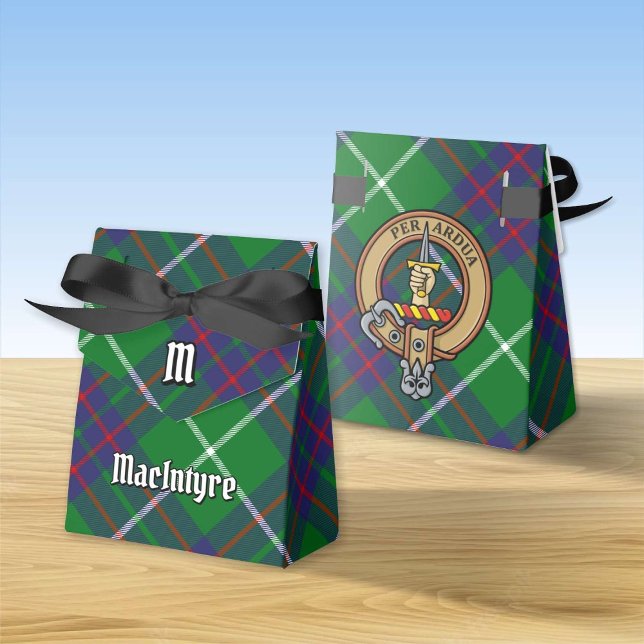 Clan MacIntyre Wappen über Jagd Tartan Gefallen Bo Geschenkschachtel (Von Creator hochgeladen)