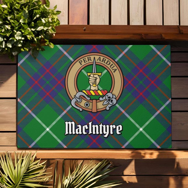 Clan MacIntyre Wappen über Tartan Fußmatte (Von Creator hochgeladen)