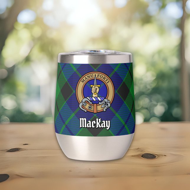 Clan MacKay Wappen über Tartan (Von Creator hochgeladen)