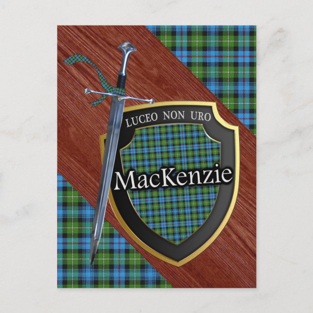Clan MacKenzie Tartan Sword & Shield Postkarte (Vorderseite)