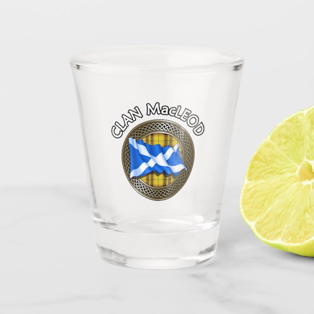 Clan MacLeod Tartan Knot & Flag Schnapsglas (Vorderseite)