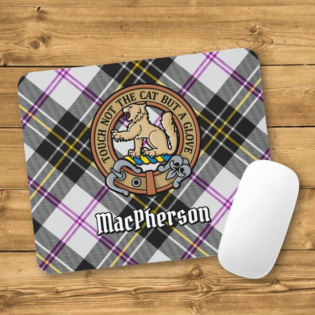 Clan MacPherson Wappen über Dress Tartan Mousepad (Von Creator hochgeladen)