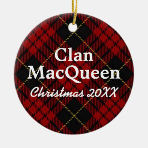 Clan MacQueen Scottish Red und Black Tartan Keramikornament