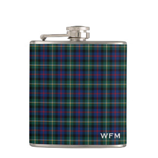 Clan Malcolm Tartan Dark Blue und Green Monogram Flachmann