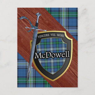 Clan McDowell Tartan Sword & Shield Postkarte