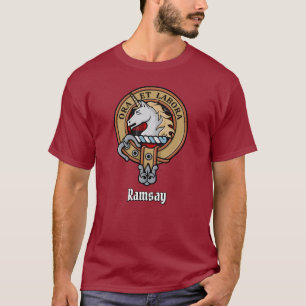 Clan Ramsay Wappen über Red Tartan T-Shirt