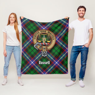 Clan Russell-Wappen über Tartan Fleecedecke