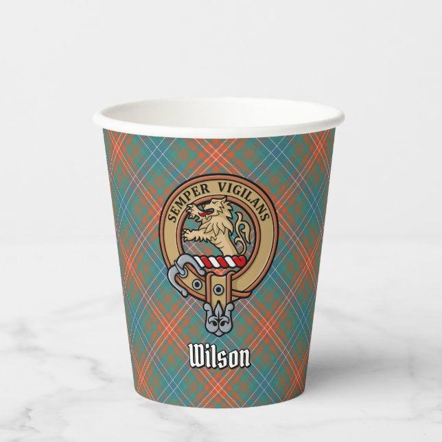 Clan Wilson Wappen über antikes Tartan Pappbecher (Vorderseite)