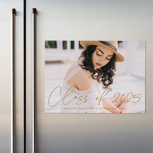 Class of 2023 Modern Gold Script Photo Graduation Magneteinladung