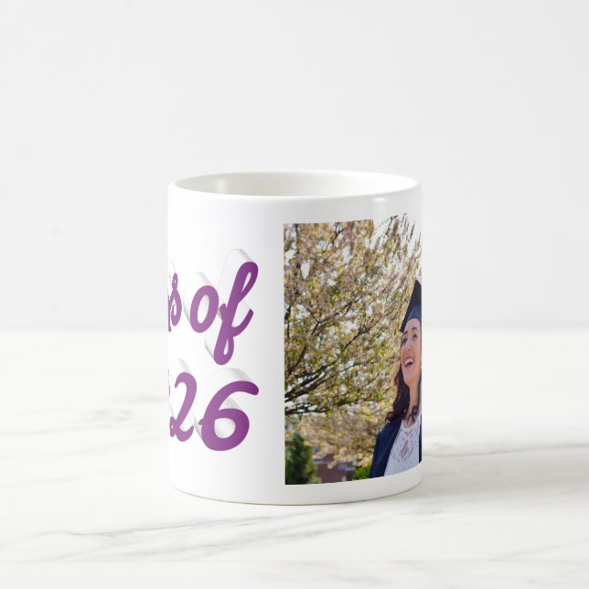 Class of 2026 purple script graduation photo   kaffeetasse (Mittel)
