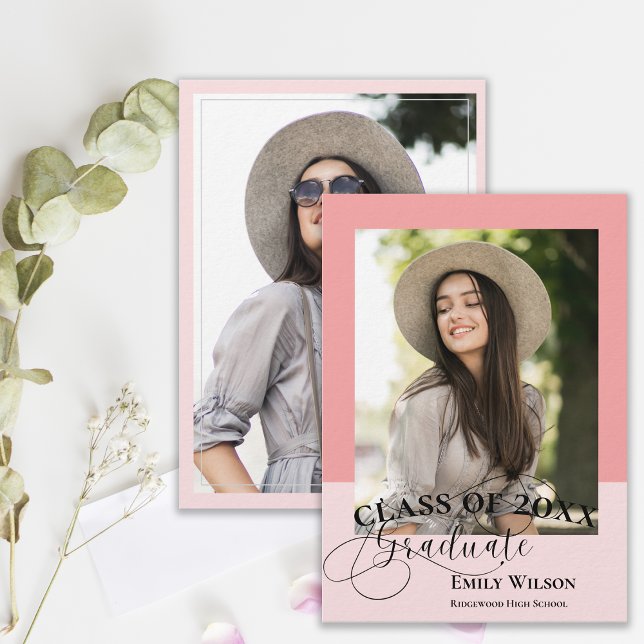 Class of 20XX Modern Photo Graduation Announcement Einladung (Class of 20XX Photo Graduation Announcement Card | Elegant Script Modern Design)