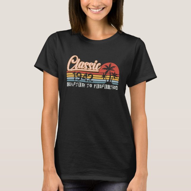 Classic 1942 Crafted To Perfection T-Shirt (Vorderseite)