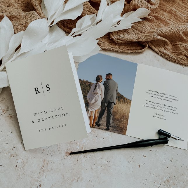 Classic Black & Ecru Monogram Wedding Foto Dankeskarte (Von Creator hochgeladen)