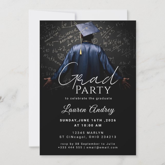 Classic Black Graduation Invitation Einladung (Vorderseite)