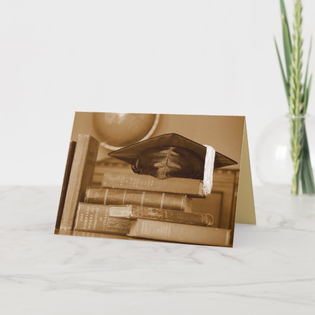 Classic Books Graduation Party Invitation Card (Devant)