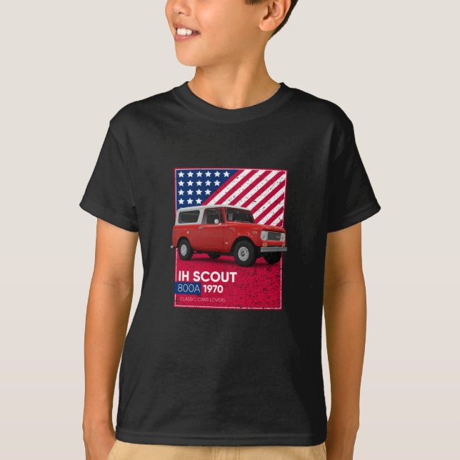 Classic Cars IH Scout 800A 1970 T-Shirt (Vorderseite)